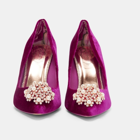 TED BAKER Peetch Embellished Mink Velvet Heels - Picture 3 of 4